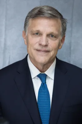 Portrait of Douglas Brinkley